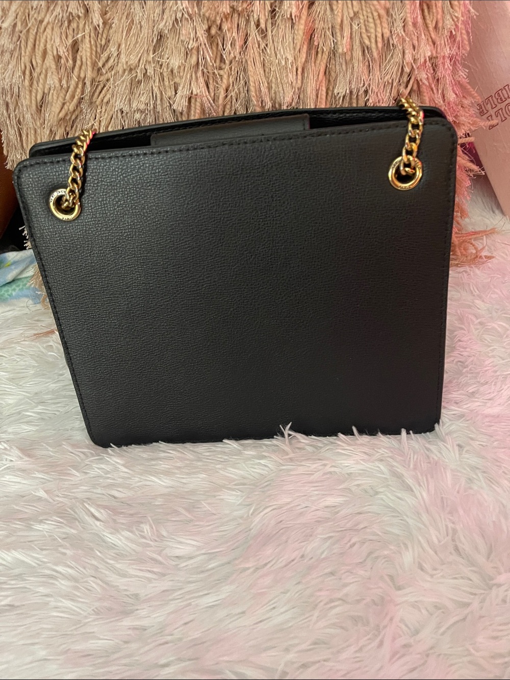 Karl Lagerfeld Black Shoulder Bag with Gold Chain - Picture 3 of 11